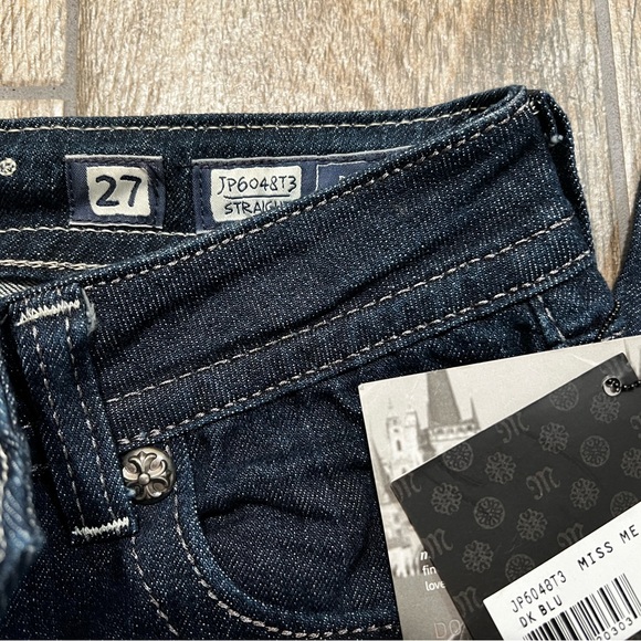 Miss Me Jeans Straight Embellished Fleur-De-Lis Dark Wash Size 27, never worn. - Picture 2 of 7